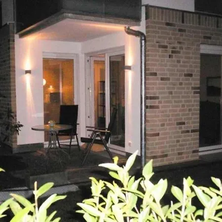 Apartment Ostseestrasse6 *